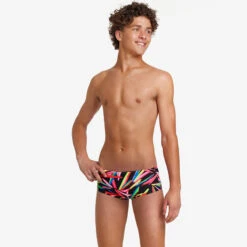 Funky Trunks - Black Blades - Boys Sidewinder Trunks 7 Funky Trunks - Black Blades - Boys Sidewinder Trunks -Funky Trunks funky trunks black blades boys sidewinder trunks 4