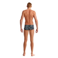 Funky Trunks - Pointillism - Mens Plain Front Trunks -Funky Trunks funky trunks pointillism mens plain front trunks 3